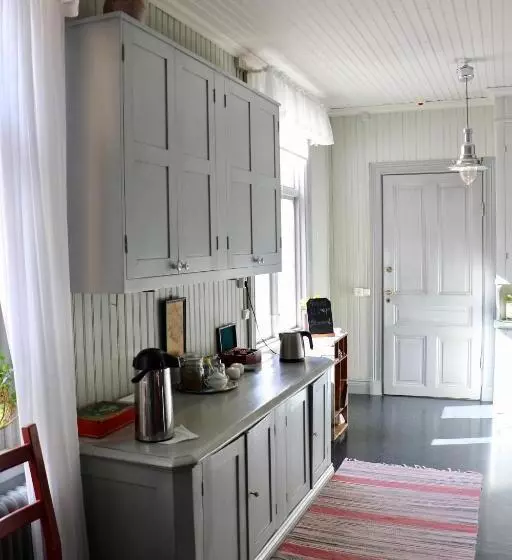 Aamiaismajoitus (B&B) Thottska Villan