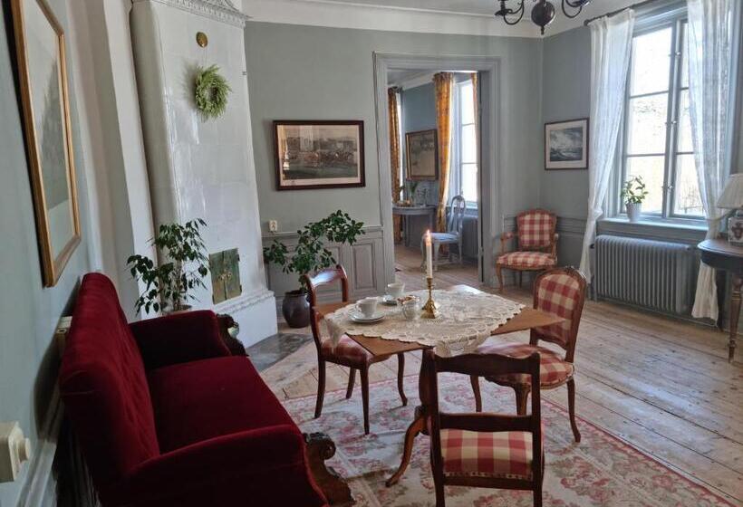 Bed and Breakfast Thottska Villan