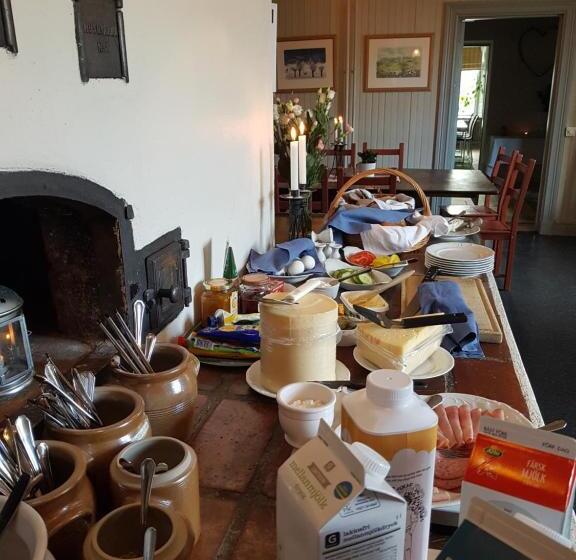 Bed and Breakfast Thottska Villan