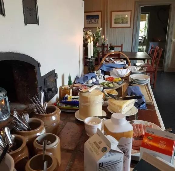 Aamiaismajoitus (B&B) Thottska Villan