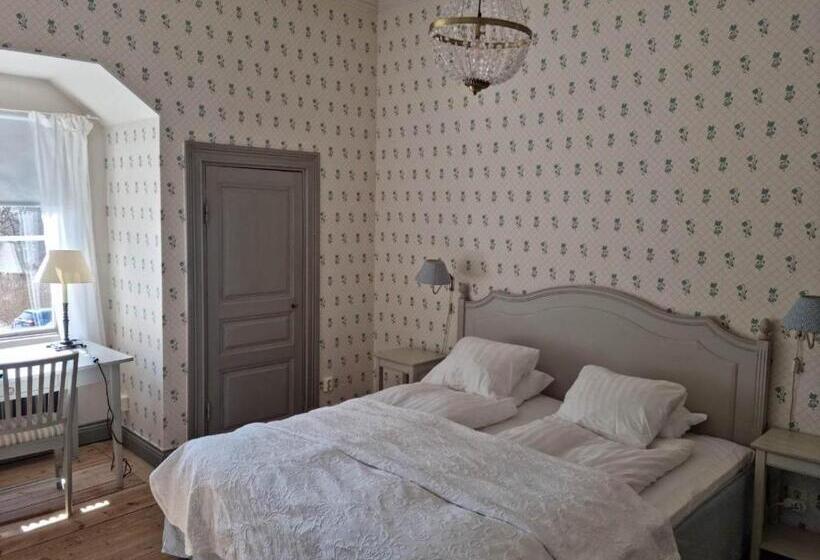 Bed and Breakfast Thottska Villan