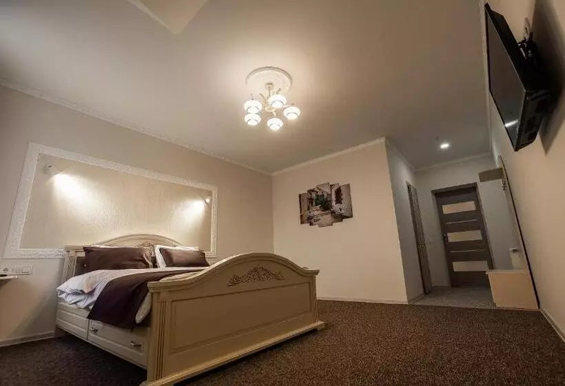 Hotelli золота гора