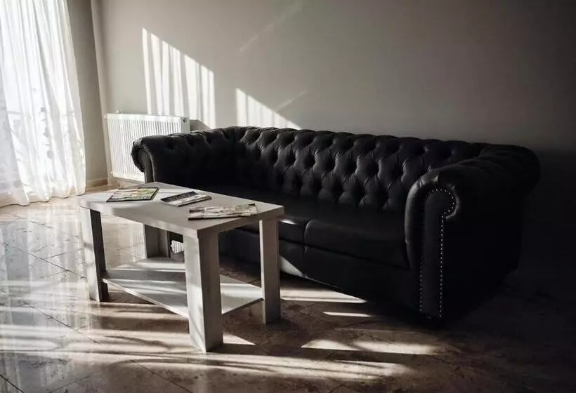 Hotelli Domeniile Panciu Winery & Resort