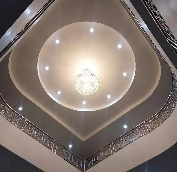 ホテル Jingjo  Lang Suan