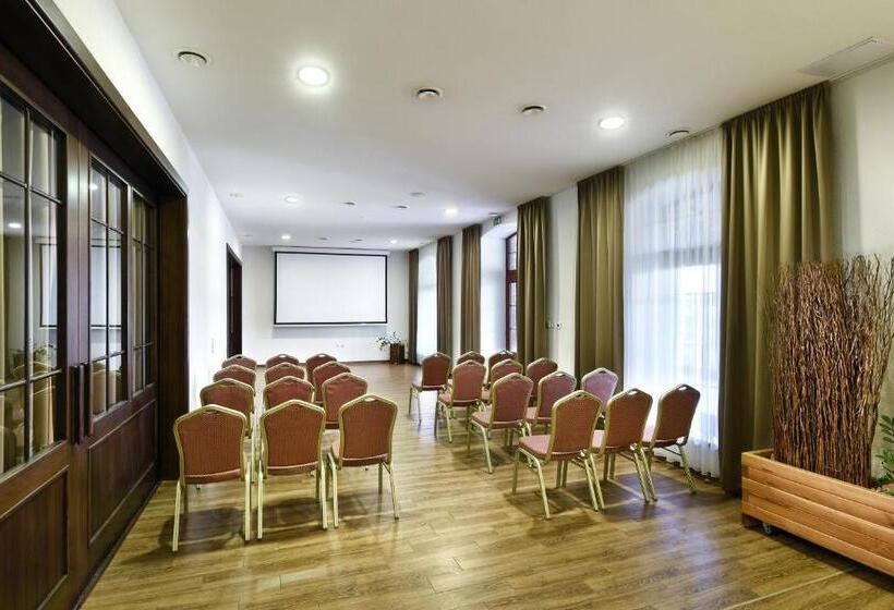 ホテル Rezort Masarykov Dvor