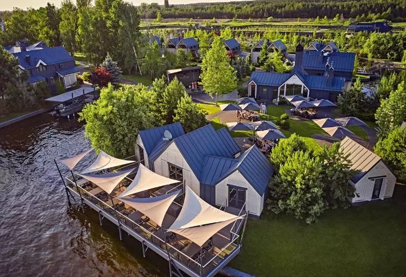 Hotelli Selfish Club