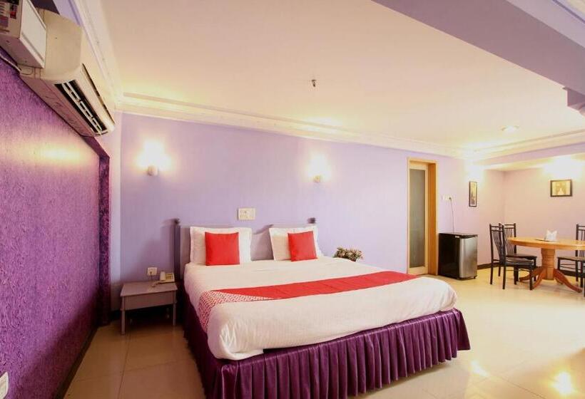 Отель Vaccinated Staff  Oyo 23182  Dhammanagi Comforts