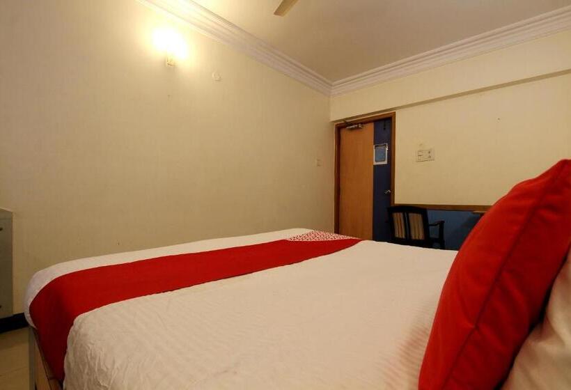 Отель Vaccinated Staff  Oyo 23182  Dhammanagi Comforts