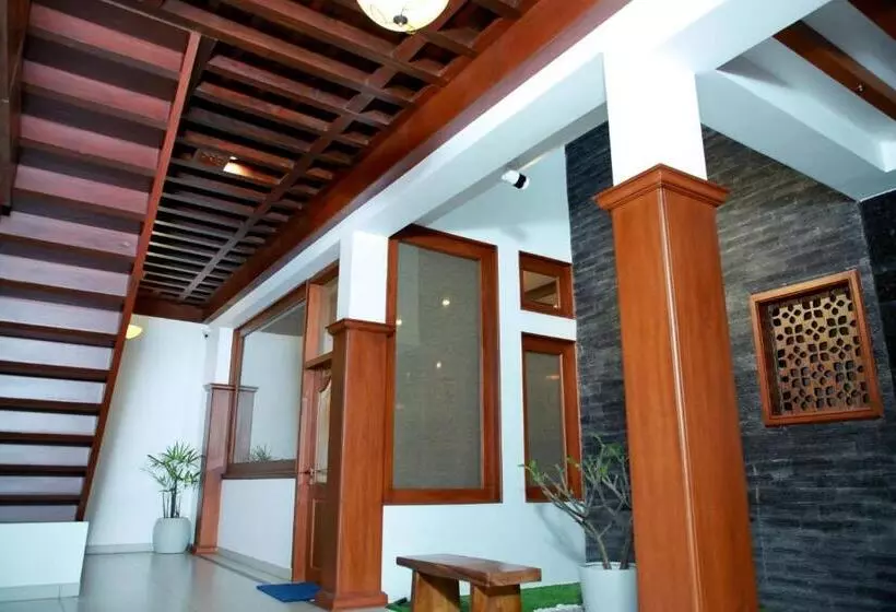 Hotelli Villa De 1945