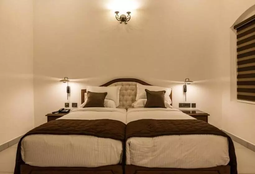 Hotelli Villa De 1945