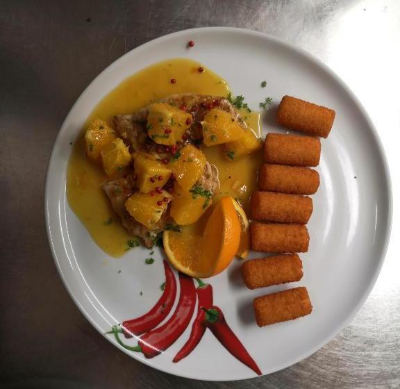 Отель Zur Sonne