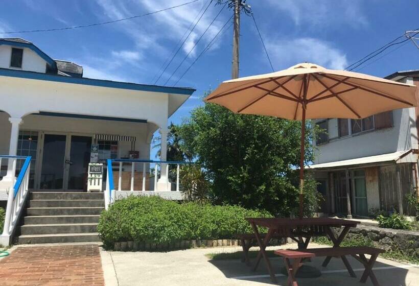 Пансион 百合ヶ浜ビーチハウス