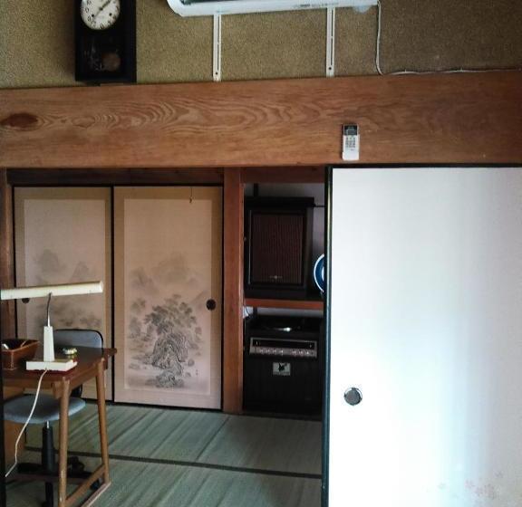 ペンション 昭和の宿 汐凪 Shionagi