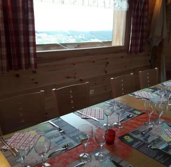 Majatalo Au Doubs Repos