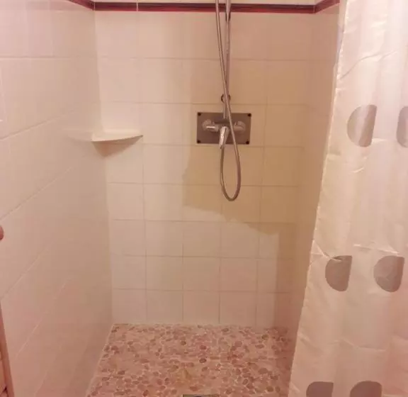 Majatalo Au Doubs Repos