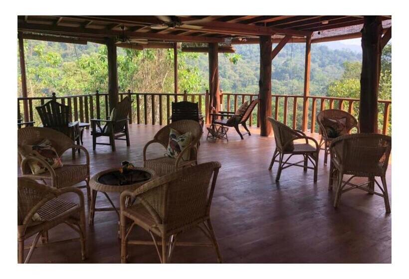 پانسیون Wanakaset Forest Glamping