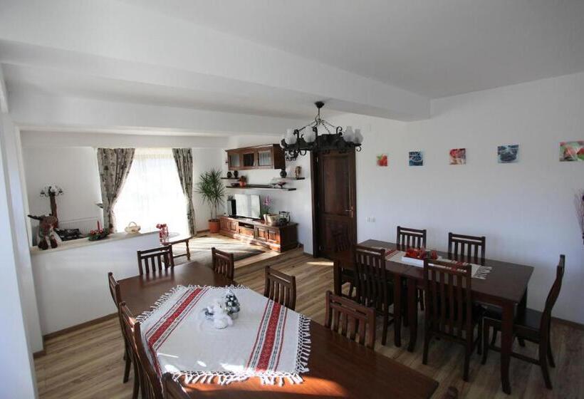 Pensiunea Livada Bunicului