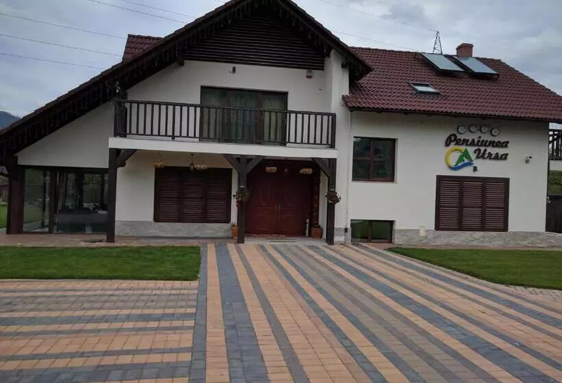 Pensiunea Ursa