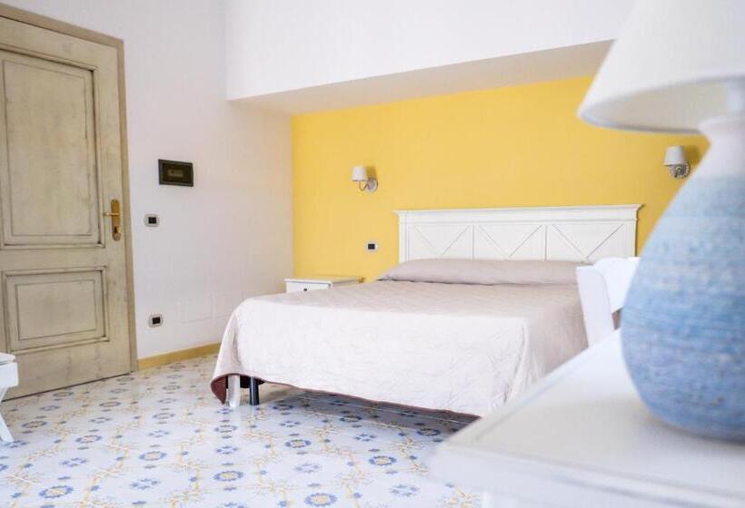 منتجع Anima Antiqua Relais & Spa