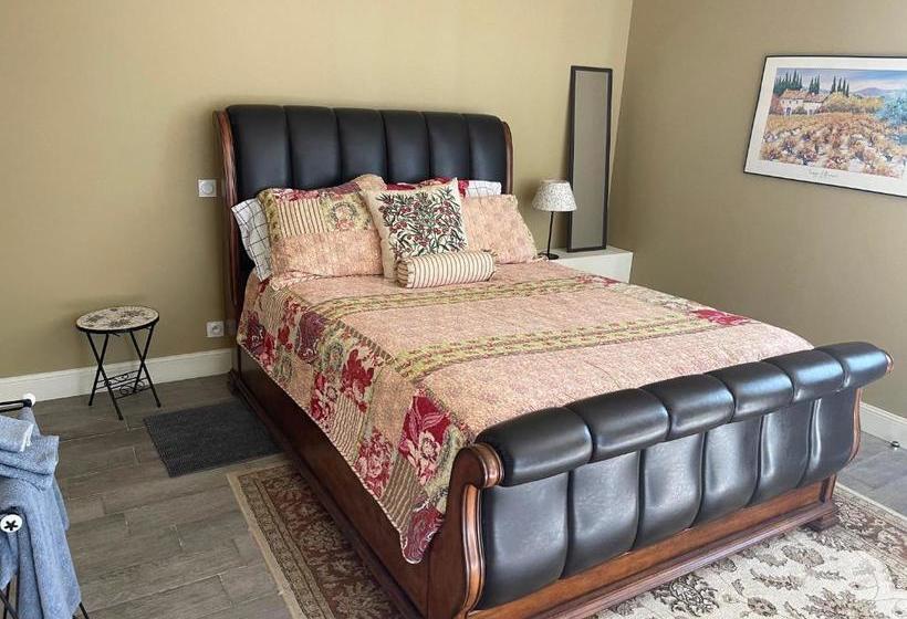 住宿加早餐  Chateau Couchebout