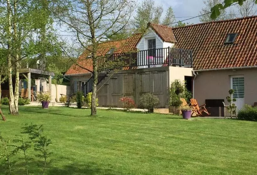 ベッドアンドブレックファースト La Linoterie