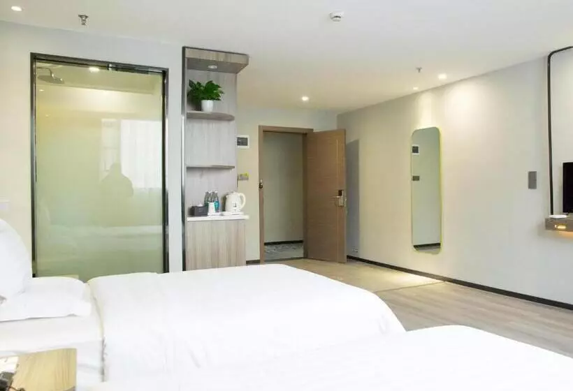 Hotelli 7days Premium Xingyi Pingdong Avenue Branch