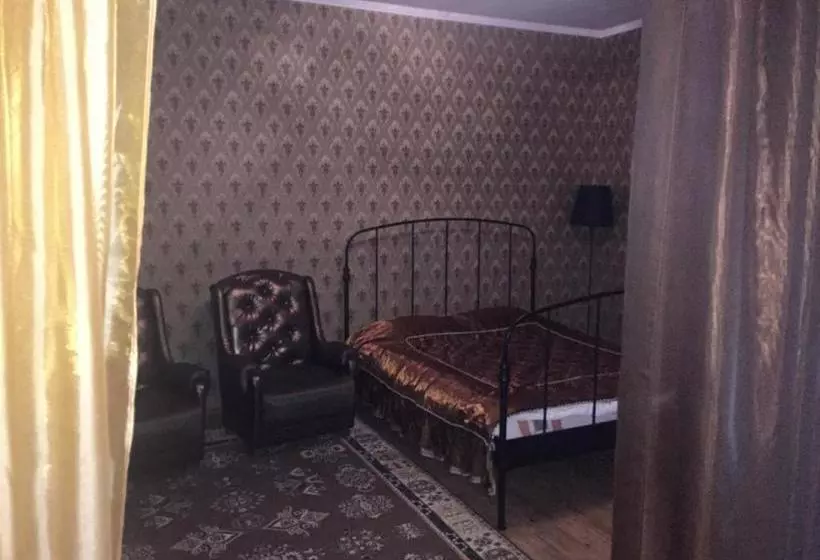 ホテル мотel Vezha 363kme40