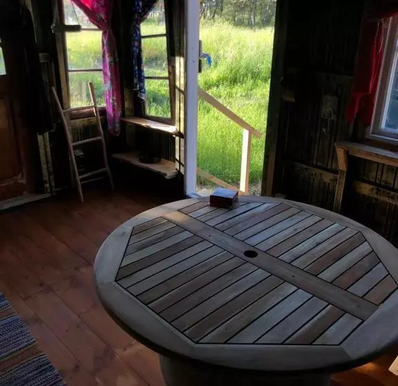ホテル Fide äventyrsby & Camping