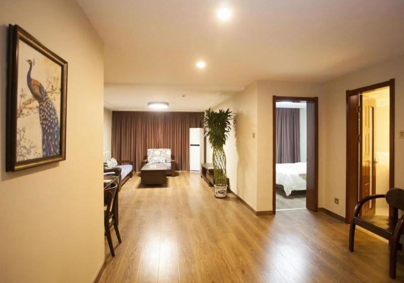 בית מלון כפרי Greentree Inn Zhangjiakou City Chicheng County Xiacheng Avenue Oriental Yijing Express