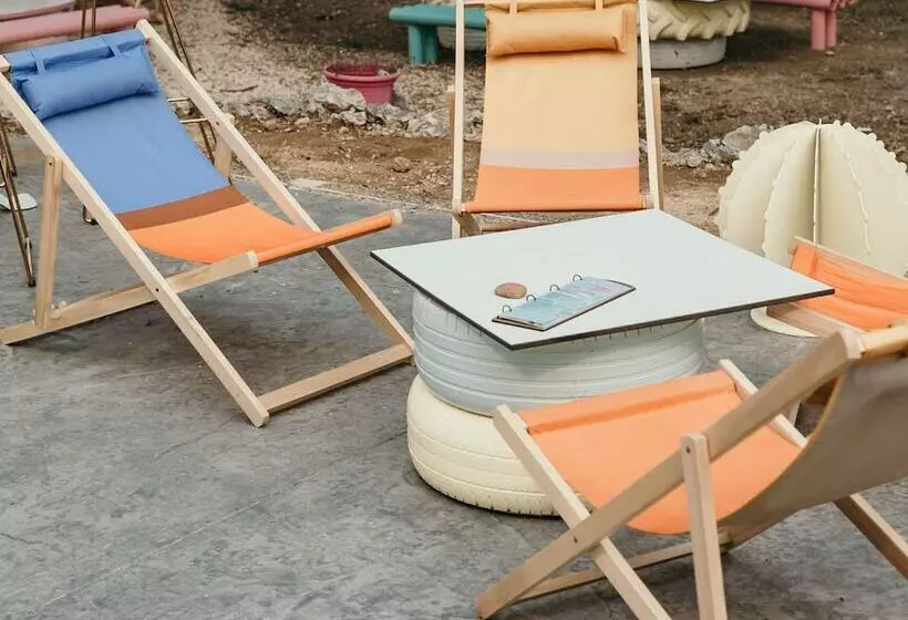 ホテル Greet Hôtel Pont Du Gard   Route D Avignon