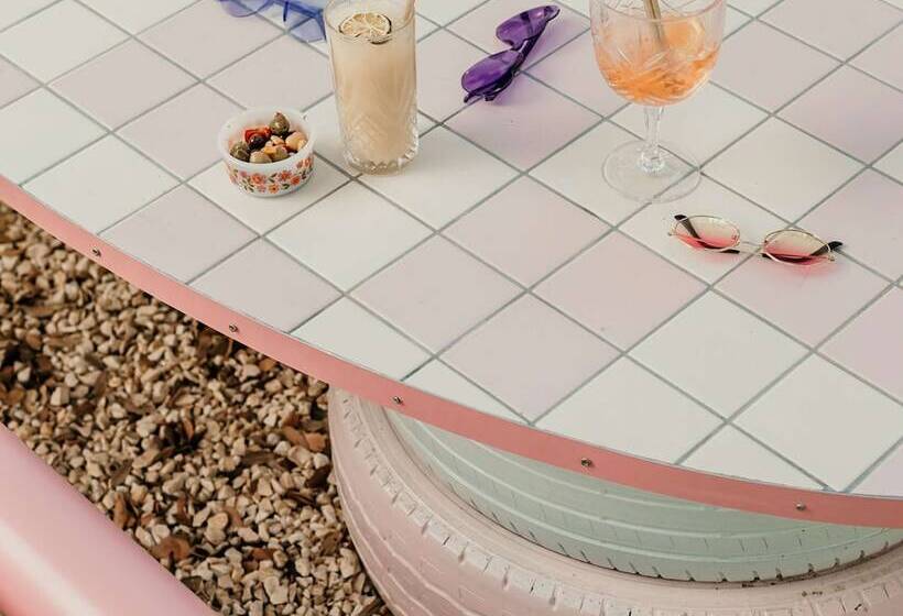 Отель Greet Hôtel Pont Du Gard Route D Avignon