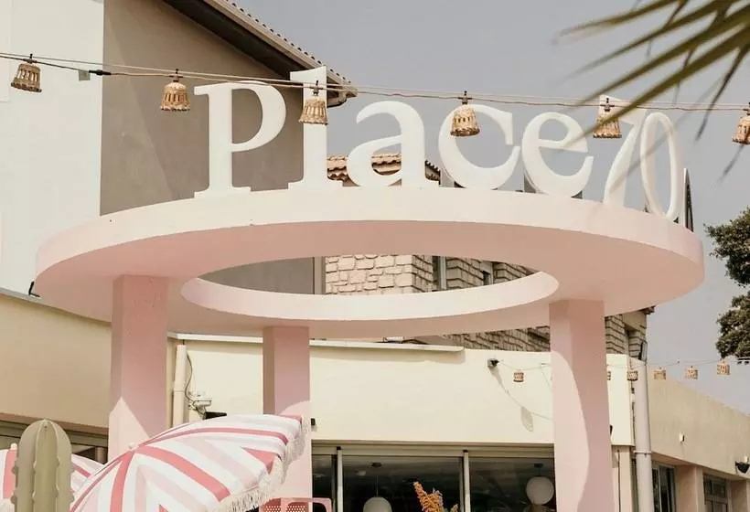 ホテル Greet Hôtel Pont Du Gard   Route D Avignon