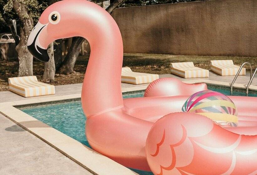 Отель Greet Hôtel Pont Du Gard Route D Avignon