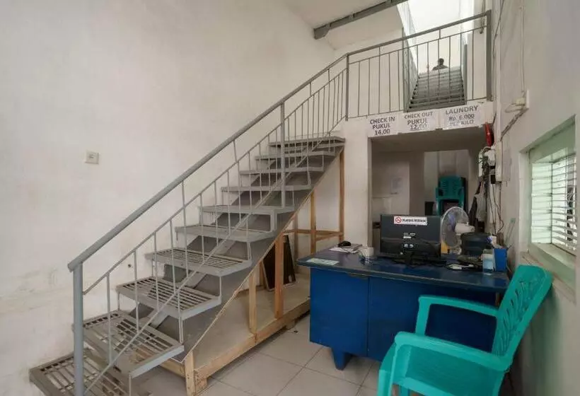 ホテル Lyfriska Residence Lampung Redpartner