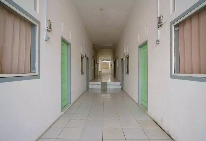 ホテル Lyfriska Residence Lampung Redpartner