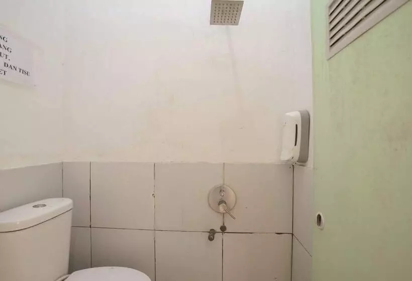 ホテル Lyfriska Residence Lampung Redpartner