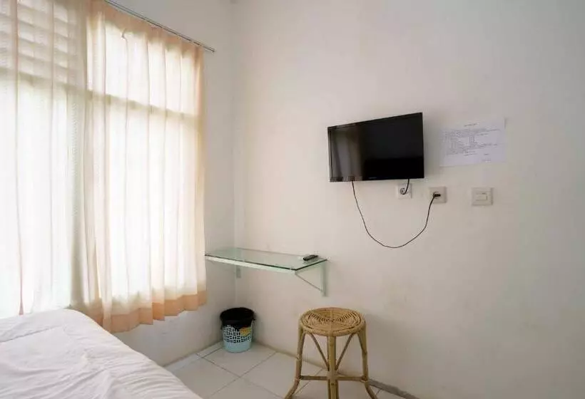 ホテル Lyfriska Residence Lampung Redpartner