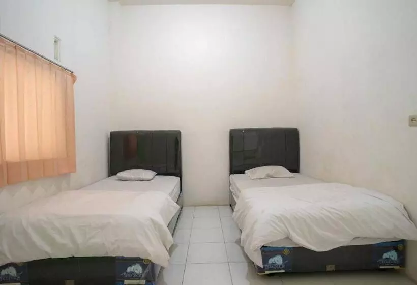 ホテル Lyfriska Residence Lampung Redpartner