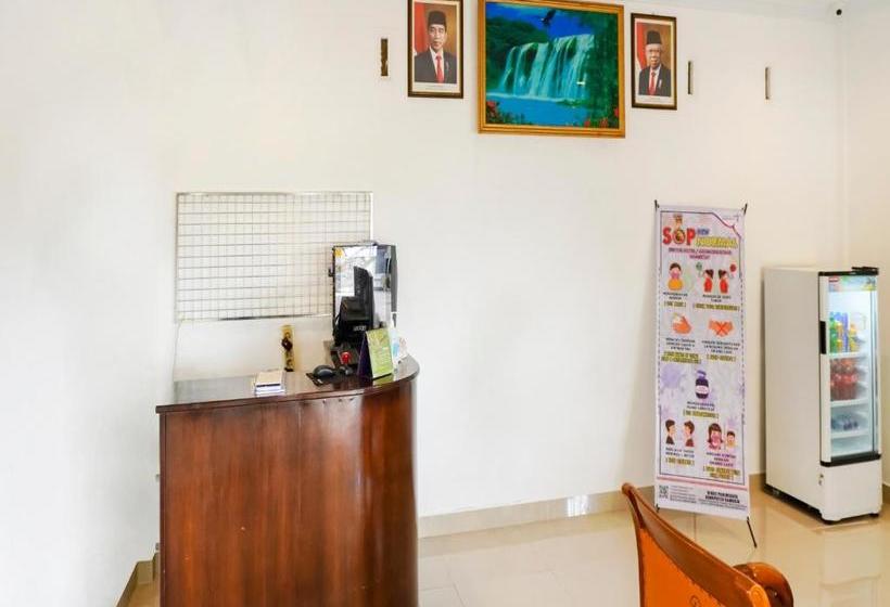 호텔 Oyo 3215 Marina