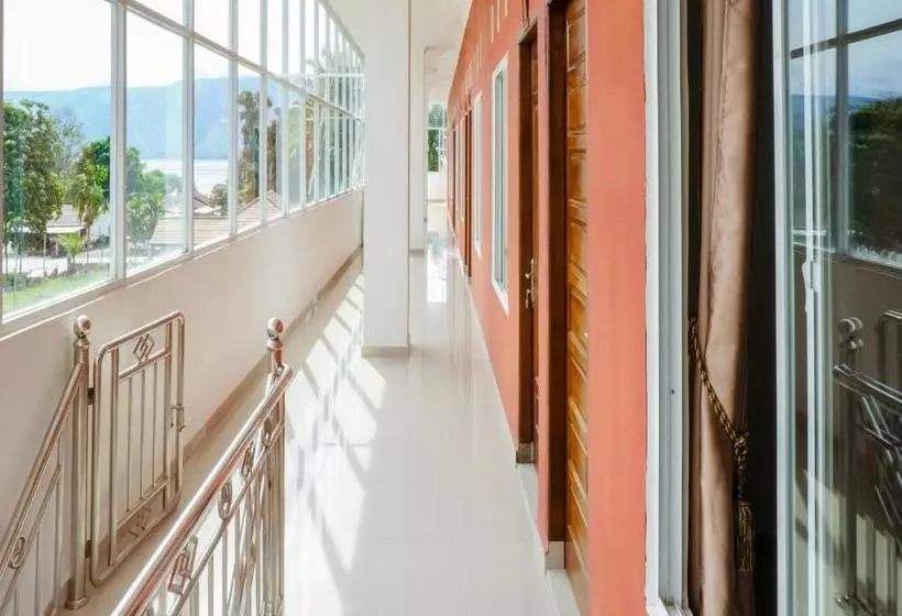 هتل Oyo 3215 Marina