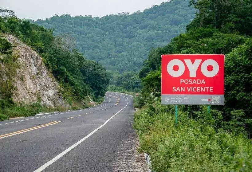 ホテル Oyo  Posada San Vicente