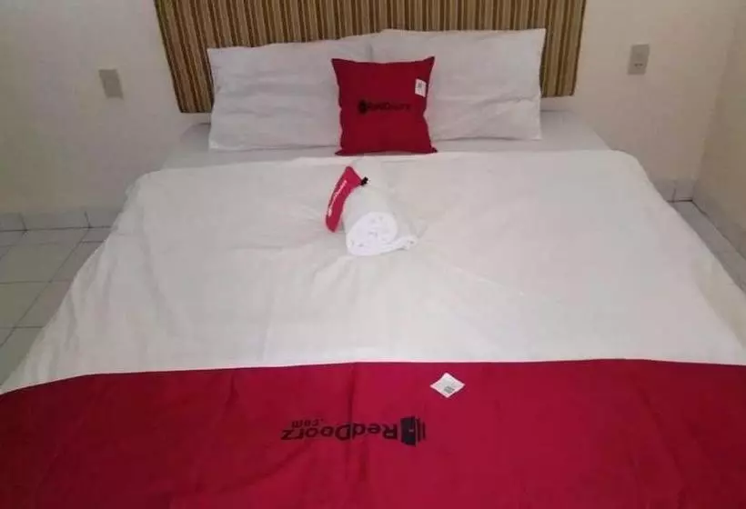 Hotelli Reddoorz Near Lokawisata Baturaden 2