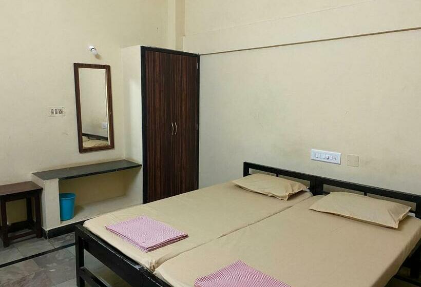 Hotel Sooryakamal Mahal