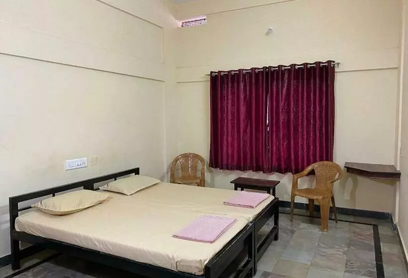 ホテル Sooryakamal Mahal