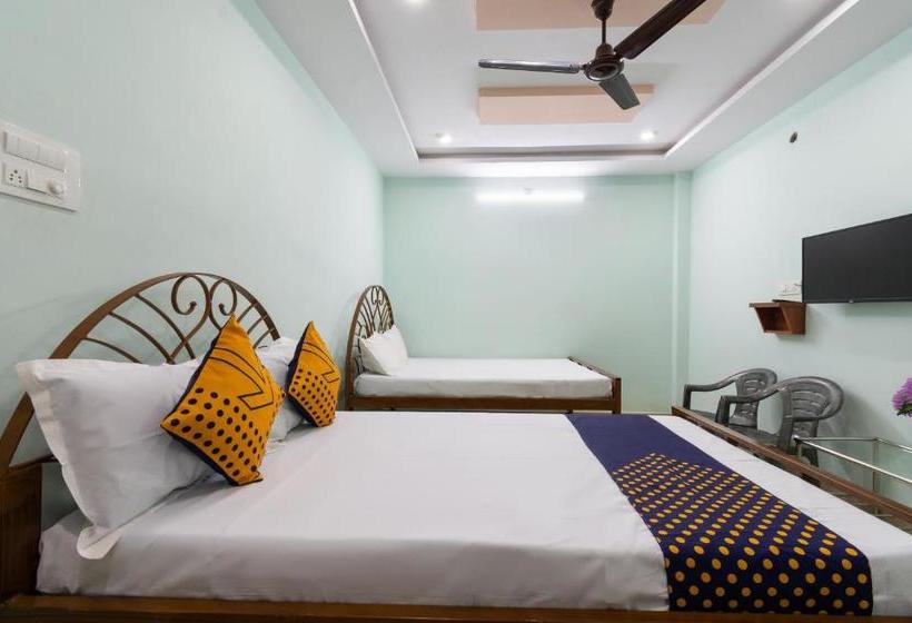 فندق Spot On 65489 Ss Grand