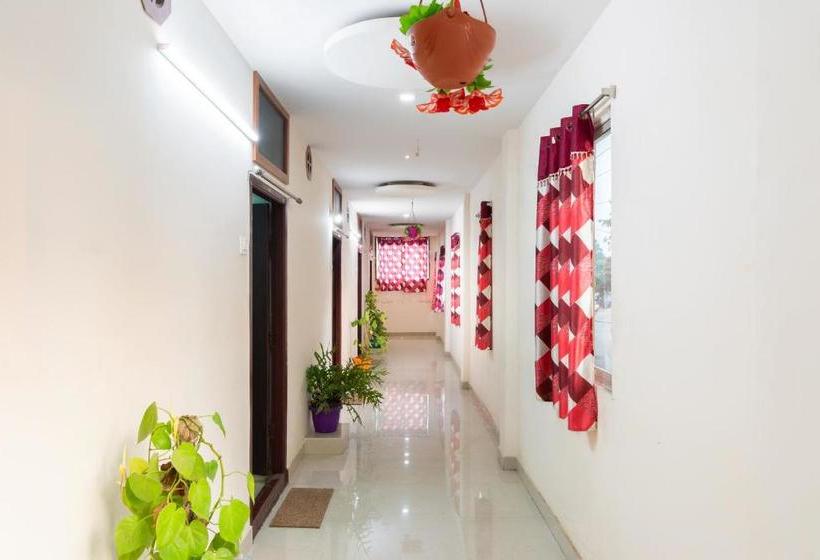 فندق Spot On 65489 Ss Grand