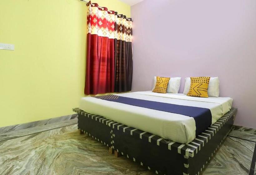 בית מלון כפרי Spot On 65252 Galaxy 24