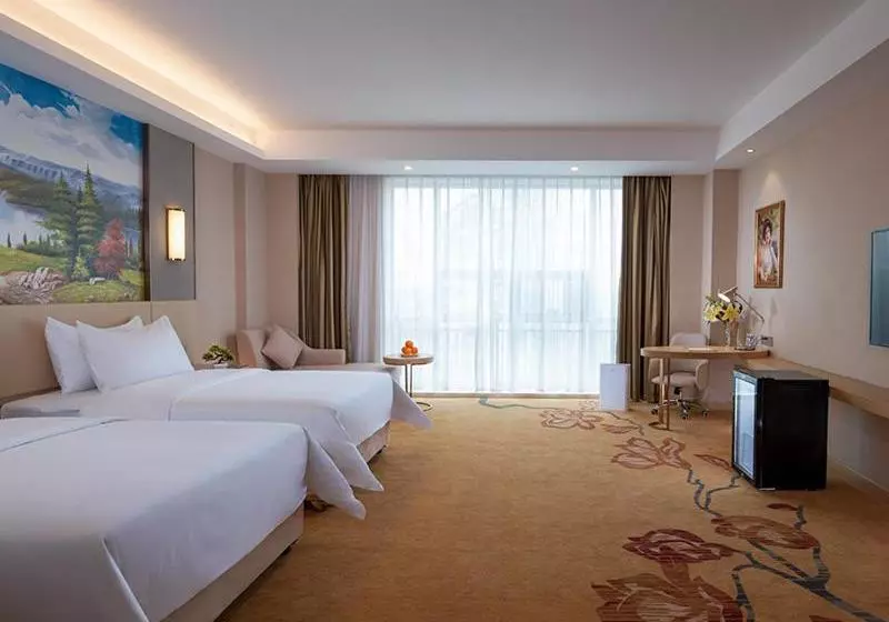 Hotelli Vienna International