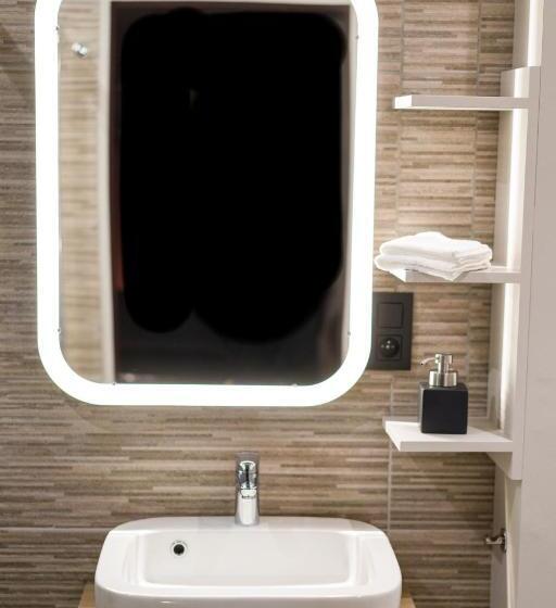 بنسيون Buenas Noches