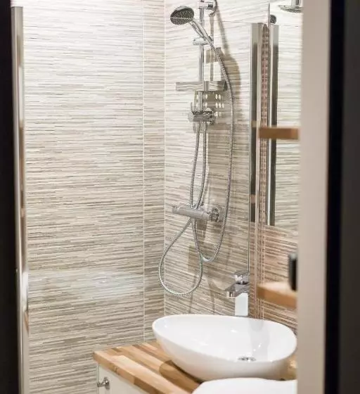 Majatalo Buenas Noches